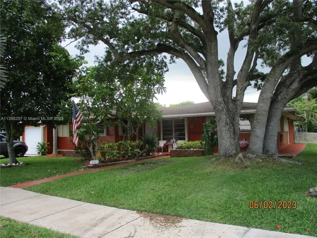 15921 SW 102nd Court Miami FL 33157