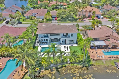10151 SW 3rd Street Plantation FL 33324