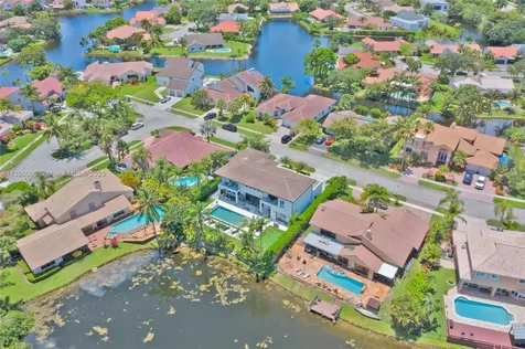 10151 SW 3rd Street Plantation FL 33324