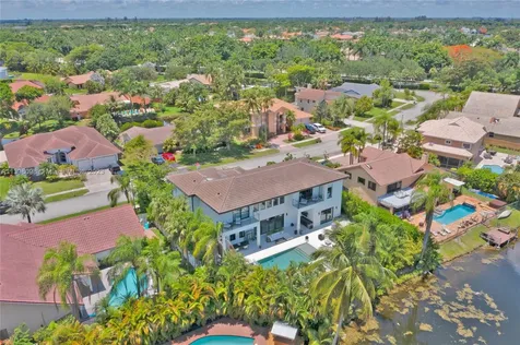 10151 SW 3rd Street Plantation FL 33324