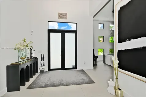 10151 SW 3rd Street Plantation FL 33324