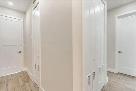 2859 SW 37th Court Miami FL 33134