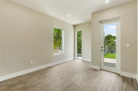 2859 SW 37th Court Miami FL 33134