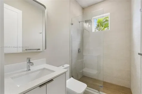 2859 SW 37th Court Miami FL 33134