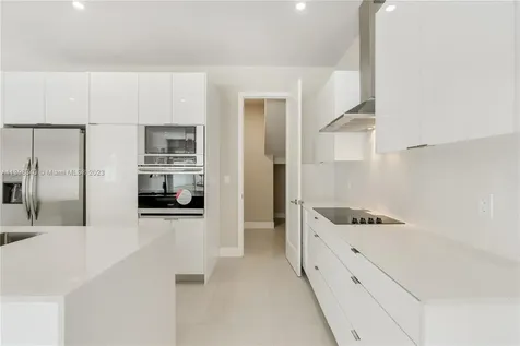 2859 SW 37th Court Miami FL 33134