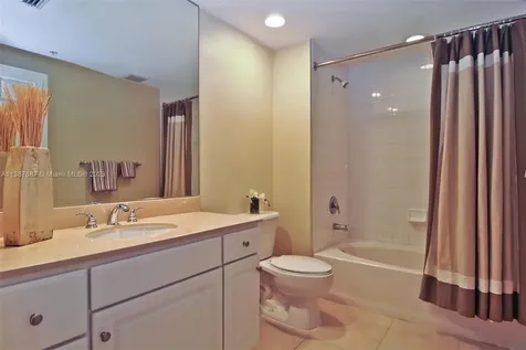 2000 N Bayshore Drive Miami FL 33137