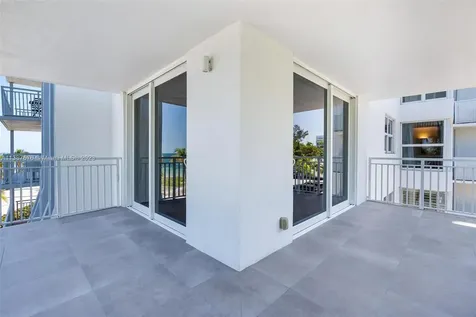 615 Ocean Drive Key Biscayne FL 33149
