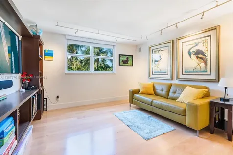 615 Ocean Drive Key Biscayne FL 33149