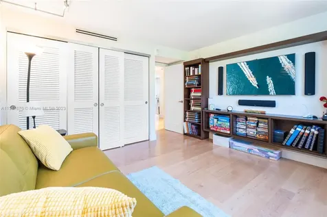 615 Ocean Drive Key Biscayne FL 33149