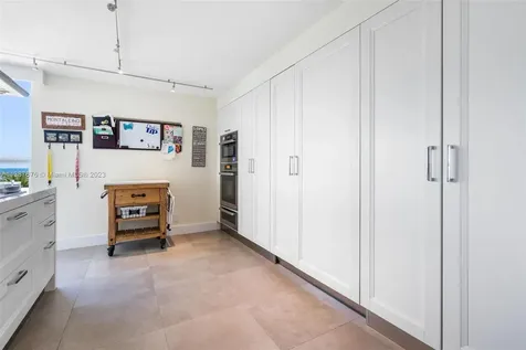 615 Ocean Drive Key Biscayne FL 33149