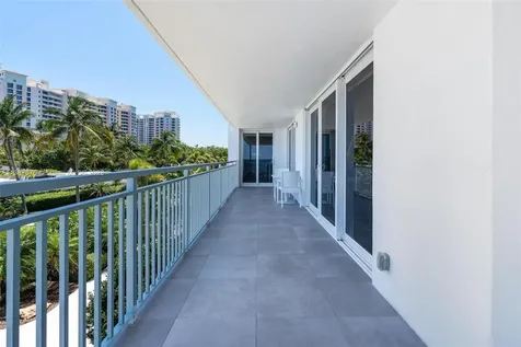 615 Ocean Drive Key Biscayne FL 33149