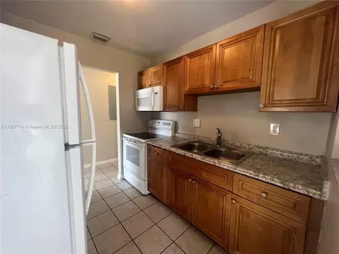 581 NW 21st Court Pompano Beach FL 33060