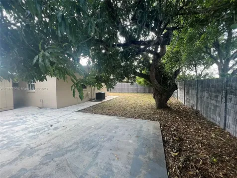 581 NW 21st Court Pompano Beach FL 33060