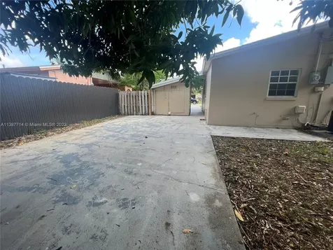 581 NW 21st Court Pompano Beach FL 33060