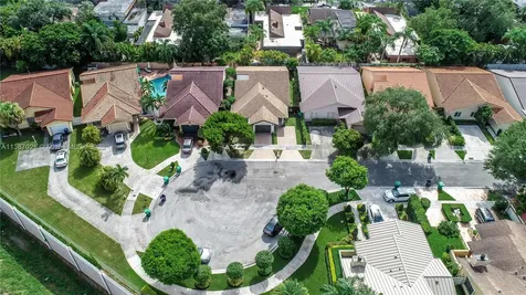 7811 SW 119th Road Miami FL 33183