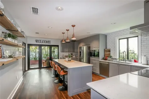 7811 SW 119th Road Miami FL 33183