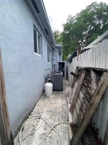 2474 SW 36th Avenue Miami FL 33145
