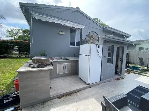 2474 SW 36th Avenue Miami FL 33145