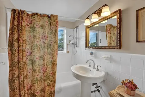 1612 SW 5th Court Fort Lauderdale FL 33312