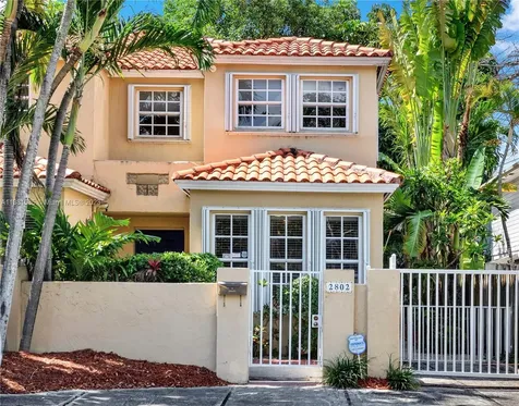 2802 W Trade Avenue Miami FL 33133