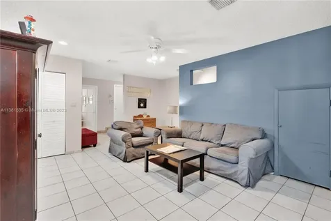 2802 W Trade Avenue Miami FL 33133
