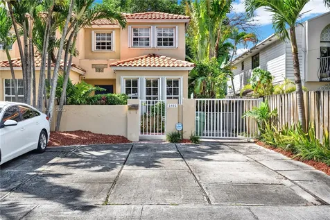 2802 W Trade Avenue Miami FL 33133