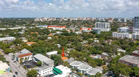 2802 W Trade Avenue Miami FL 33133