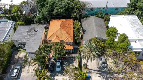 2802 W Trade Avenue Miami FL 33133