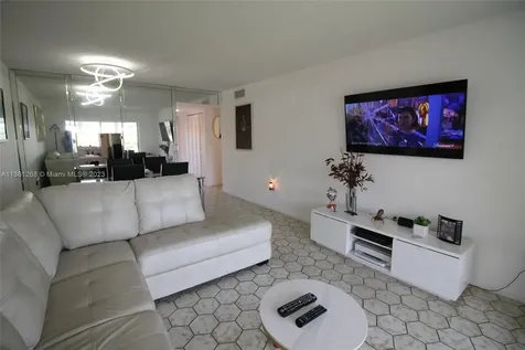 2741 N Pine Island Road Sunrise FL 33322