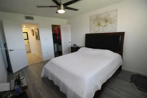 2741 N Pine Island Road Sunrise FL 33322