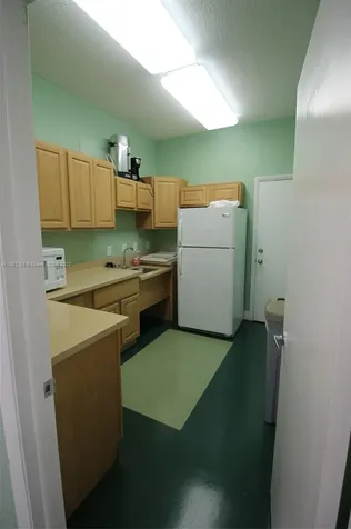 2741 N Pine Island Road Sunrise FL 33322
