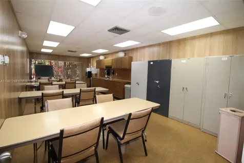 2741 N Pine Island Road Sunrise FL 33322