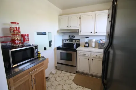2741 N Pine Island Road Sunrise FL 33322