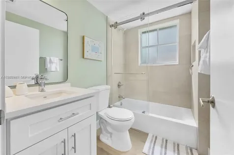 3255 NE 184th Aventura FL 33160
