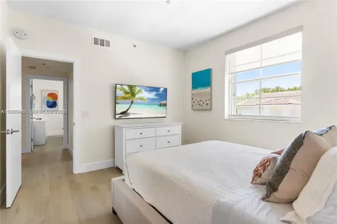 3255 NE 184th Aventura FL 33160