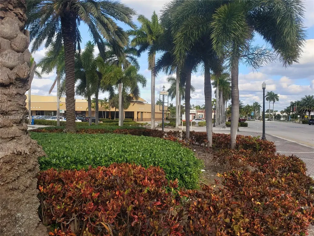 1720 Harrison Street Hollywood FL 33020