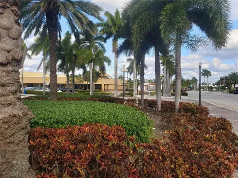 1720 Harrison Street Hollywood FL 33020