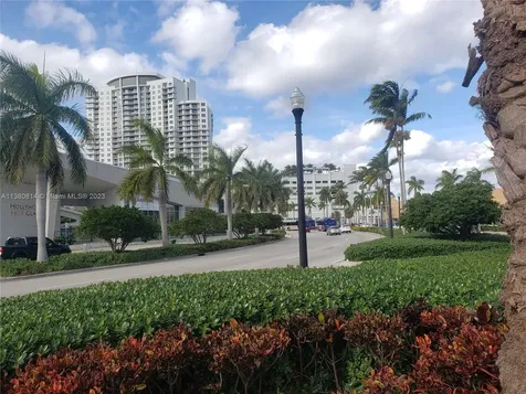 1720 Harrison Street Hollywood FL 33020
