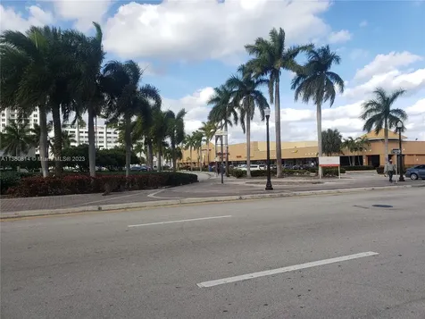 1720 Harrison Street Hollywood FL 33020