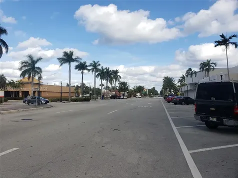 1720 Harrison Street Hollywood FL 33020