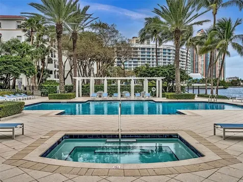 3245 NE 184th Street Aventura FL 33160