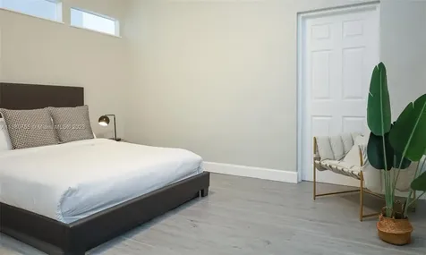 2761 SW 33rd Avenue Miami FL 33133