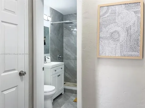 2761 SW 33rd Avenue Miami FL 33133