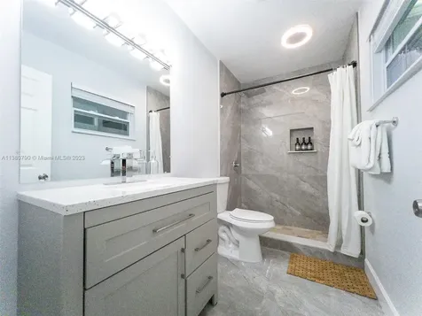 2761 SW 33rd Avenue Miami FL 33133