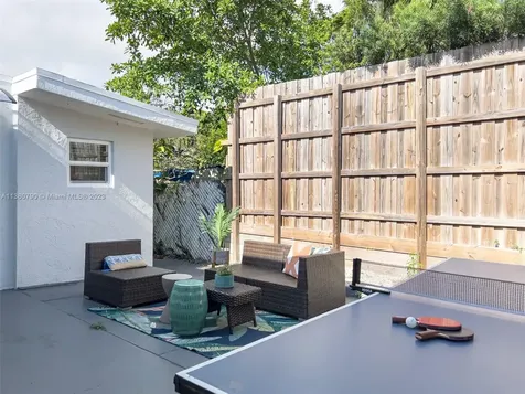 2761 SW 33rd Avenue Miami FL 33133