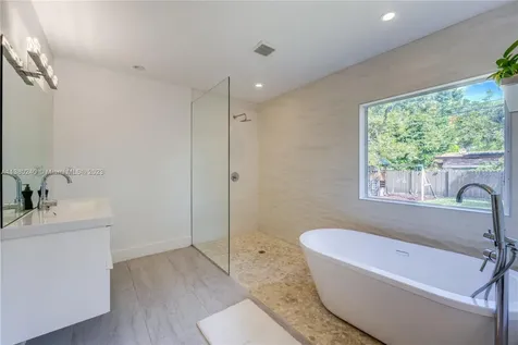 2431 SW 14th Street Miami FL 33145