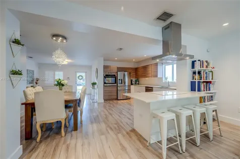 2431 SW 14th Street Miami FL 33145