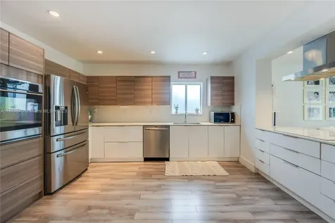 2431 SW 14th Street Miami FL 33145