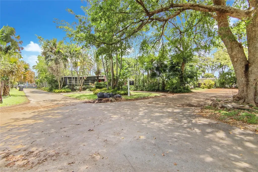 2018 Fletcher Street Hollywood FL 33020