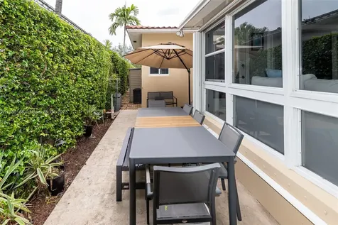 8858 Carlyle Avenue Surfside FL 33154
